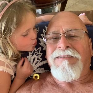 Meet your Posher, Raymond